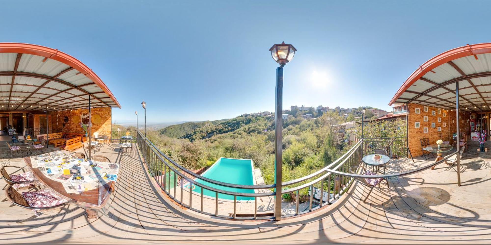 Provance & Swimming Pool Villa *